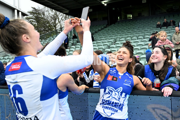 AFLW 2024 Round 05 - North Melbourne v Richmond - A-54478024