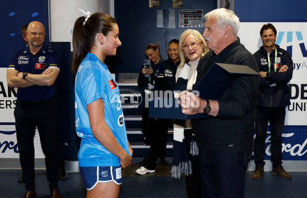 AFLW 2024 Round 06 - Geelong v Fremantle - A-54485717