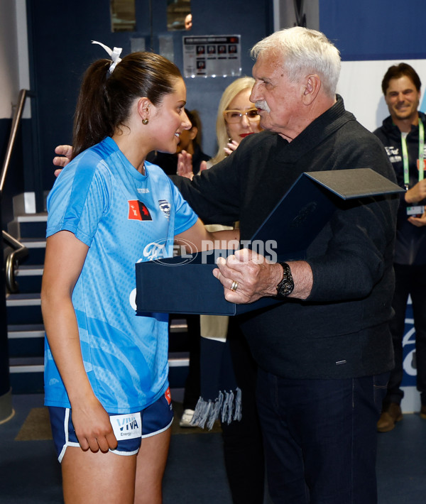 AFLW 2024 Round 06 - Geelong v Fremantle - A-54485718