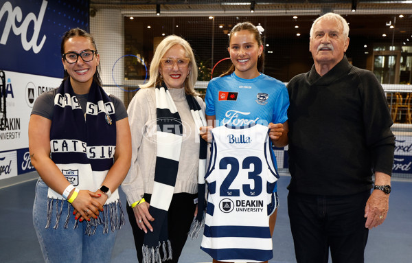 AFLW 2024 Round 06 - Geelong v Fremantle - A-54485726