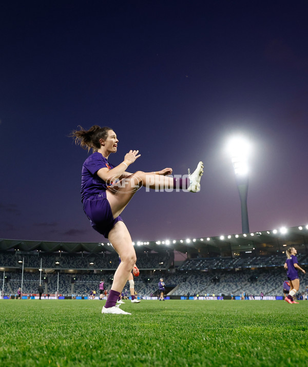 AFLW 2024 Round 06 - Geelong v Fremantle - A-54487939