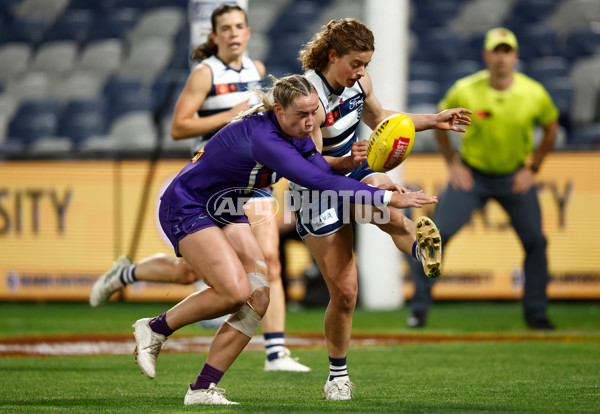 AFLW 2024 Round 06 - Geelong v Fremantle - A-54491343