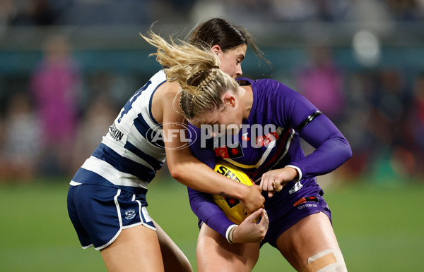 AFLW 2024 Round 06 - Geelong v Fremantle - A-54491384