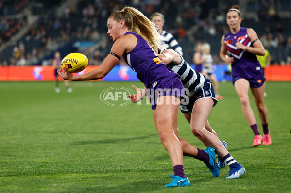 AFLW 2024 Round 06 - Geelong v Fremantle - A-54491403