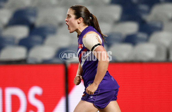 AFLW 2024 Round 06 - Geelong v Fremantle - A-54493877