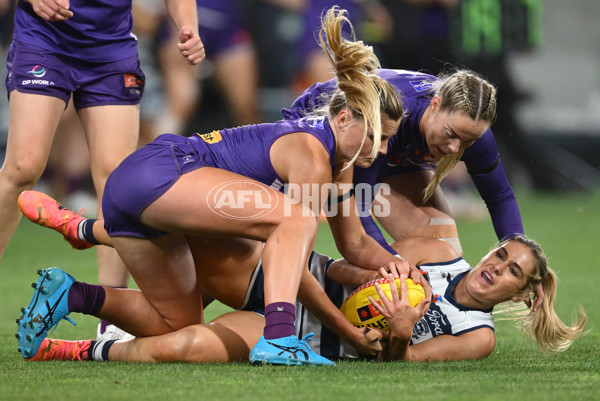 AFLW 2024 Round 06 - Geelong v Fremantle - A-54493886
