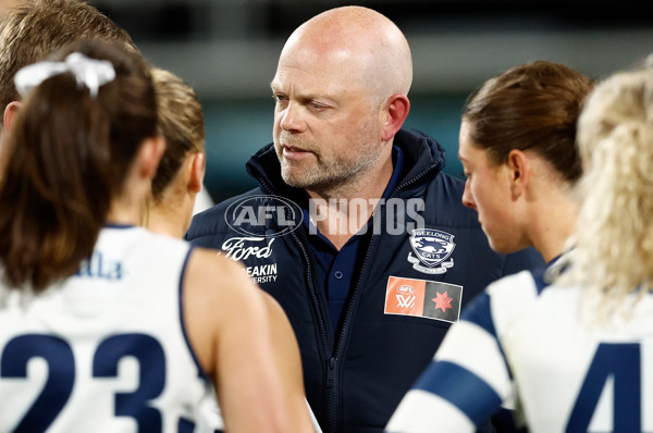 AFLW 2024 Round 06 - Geelong v Fremantle - A-54493887