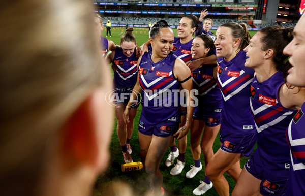 AFLW 2024 Round 06 - Geelong v Fremantle - A-54493933