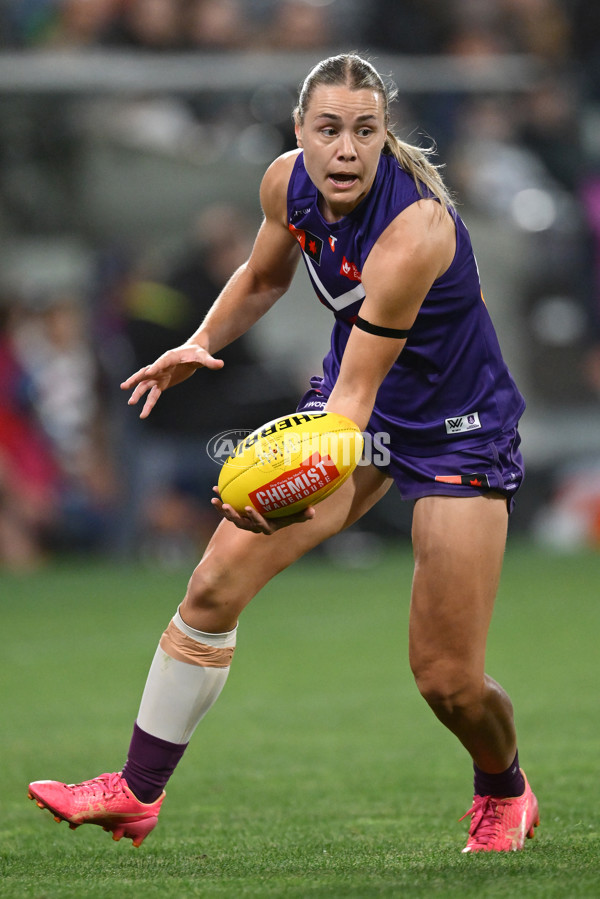 AFLW 2024 Round 06 - Geelong v Fremantle - A-54494562