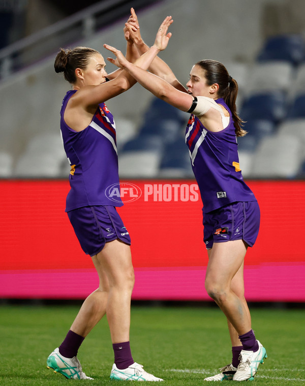 AFLW 2024 Round 06 - Geelong v Fremantle - A-54494565