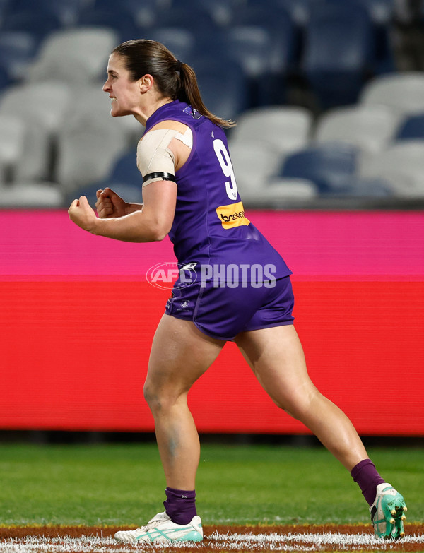 AFLW 2024 Round 06 - Geelong v Fremantle - A-54494566