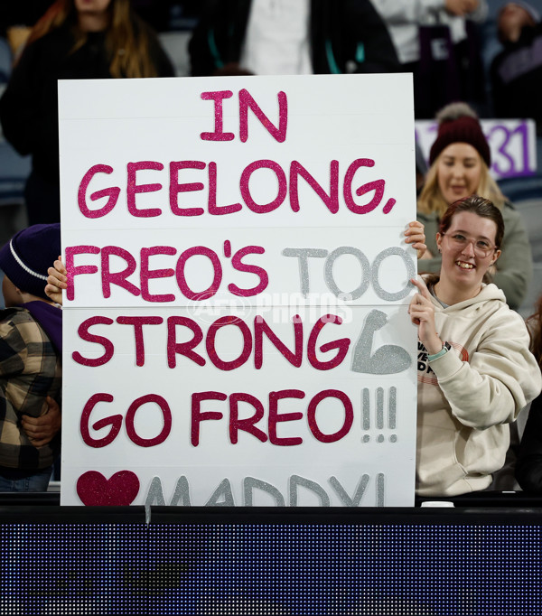 AFLW 2024 Round 06 - Geelong v Fremantle - A-54494622