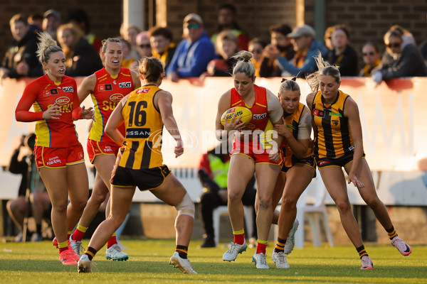 AFLW 2024 Round 06 - Hawthorn v Gold Coast - A-54575277