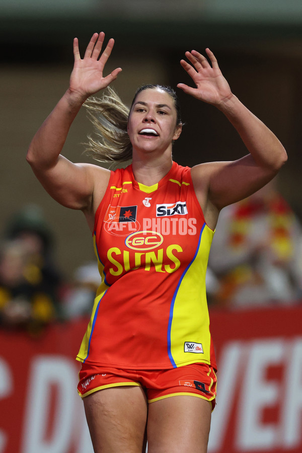 AFLW 2024 Round 06 - Hawthorn v Gold Coast - A-54585676