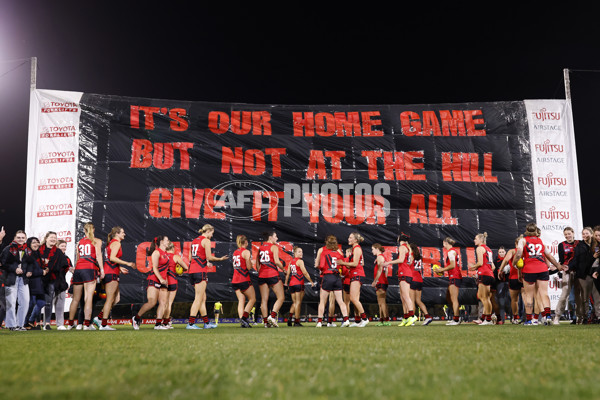 AFLW 2024 Round 06 - Essendon v Sydney - A-54590406