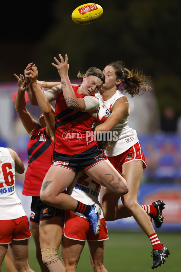 AFLW 2024 Round 06 - Essendon v Sydney - A-54590487