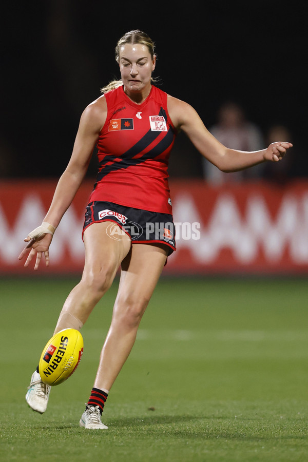 AFLW 2024 Round 06 - Essendon v Sydney - A-54597072