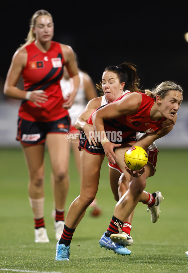 AFLW 2024 Round 06 - Essendon v Sydney - A-54597153