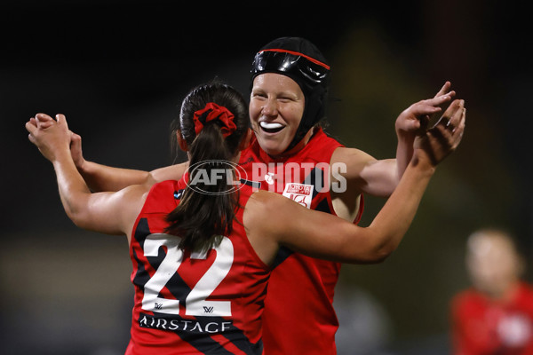 AFLW 2024 Round 06 - Essendon v Sydney - A-54608789