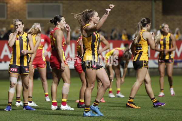 AFLW 2024 Round 06 - Hawthorn v Gold Coast - A-54608812