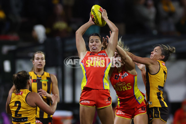 AFLW 2024 Round 06 - Hawthorn v Gold Coast - A-54616606