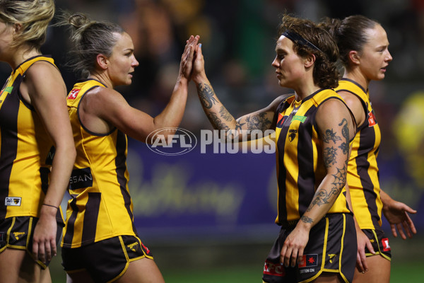 AFLW 2024 Round 06 - Hawthorn v Gold Coast - A-54616865