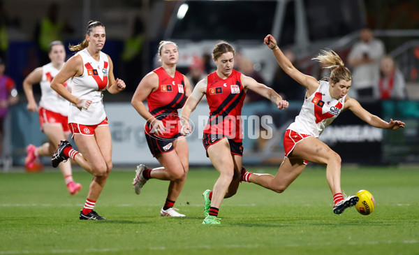 AFLW 2024 Round 06 - Essendon v Sydney - A-54629216