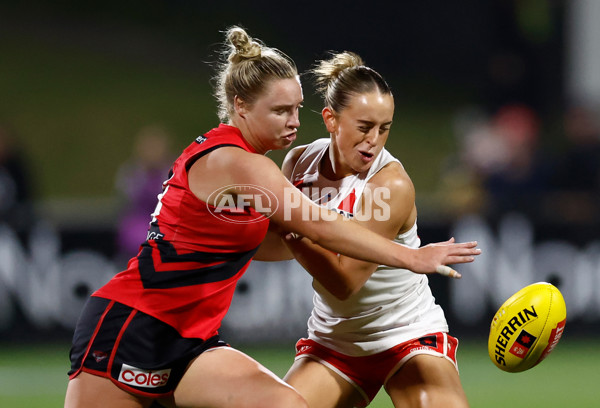 AFLW 2024 Round 06 - Essendon v Sydney - A-54629247