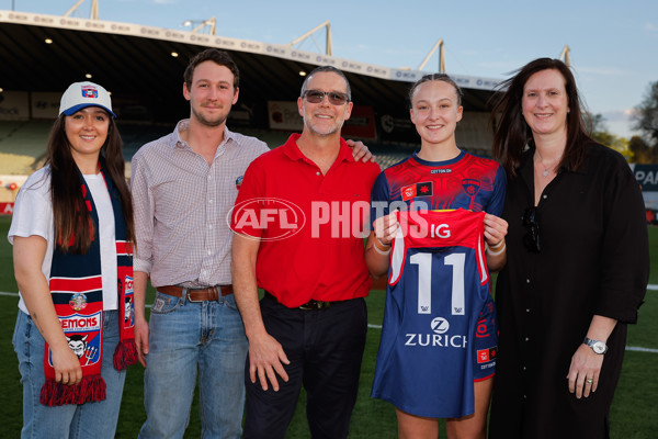 AFLW 2024 Round 06 - Melbourne v GWS - A-54847641