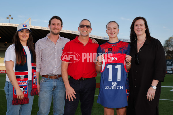 AFLW 2024 Round 06 - Melbourne v GWS - A-54878360