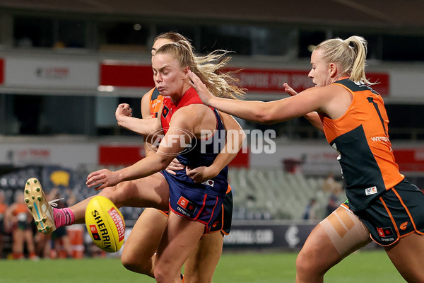 AFLW 2024 Round 06 - Melbourne v GWS - A-54911022