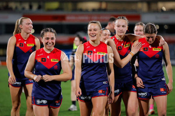 AFLW 2024 Round 06 - Melbourne v GWS - A-54911173