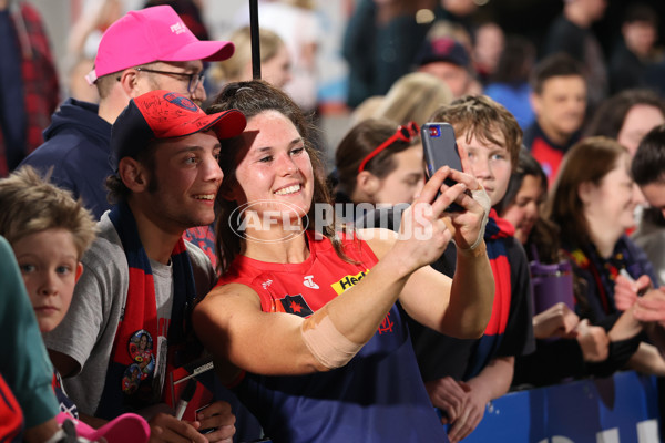 AFLW 2024 Round 06 - Melbourne v GWS - A-54931936