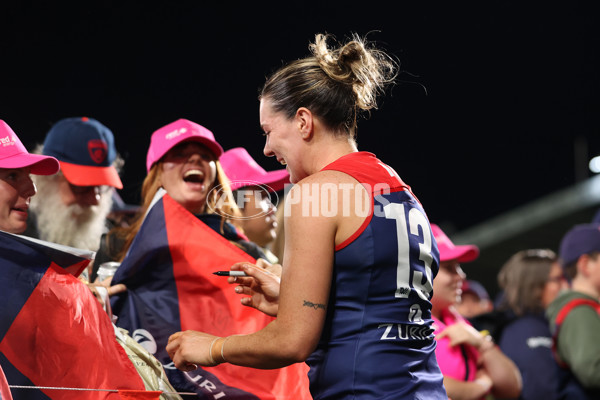 AFLW 2024 Round 06 - Melbourne v GWS - A-54931941