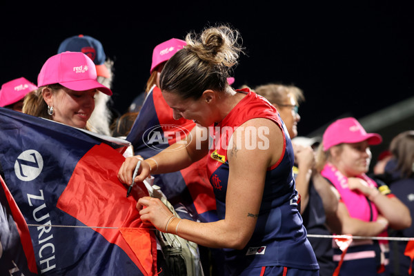 AFLW 2024 Round 06 - Melbourne v GWS - A-54931942