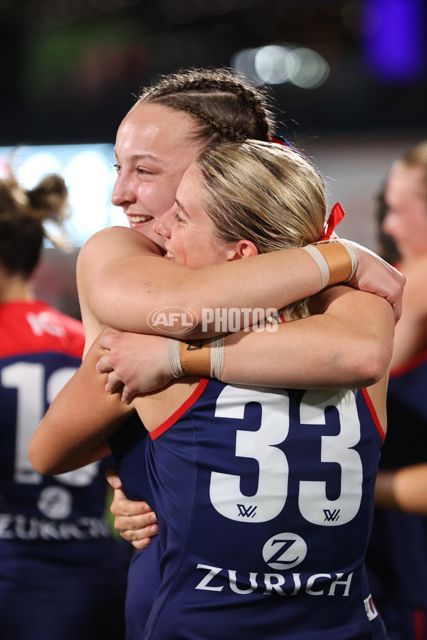 AFLW 2024 Round 06 - Melbourne v GWS - A-54936558