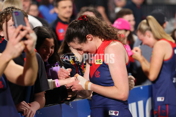 AFLW 2024 Round 06 - Melbourne v GWS - A-54936578