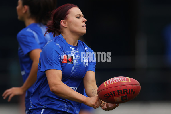 AFLW 2024 Round 06 - North Melbourne v Western Bulldogs - A-55091115