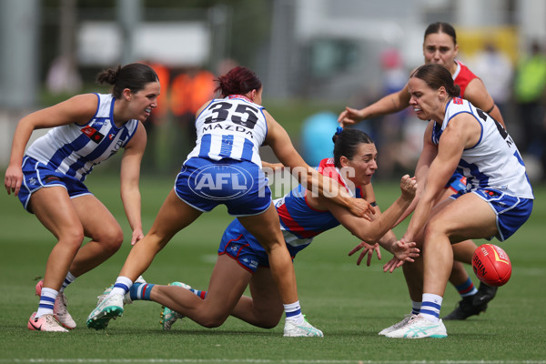 AFLW 2024 Round 06 - North Melbourne v Western Bulldogs - A-55092798