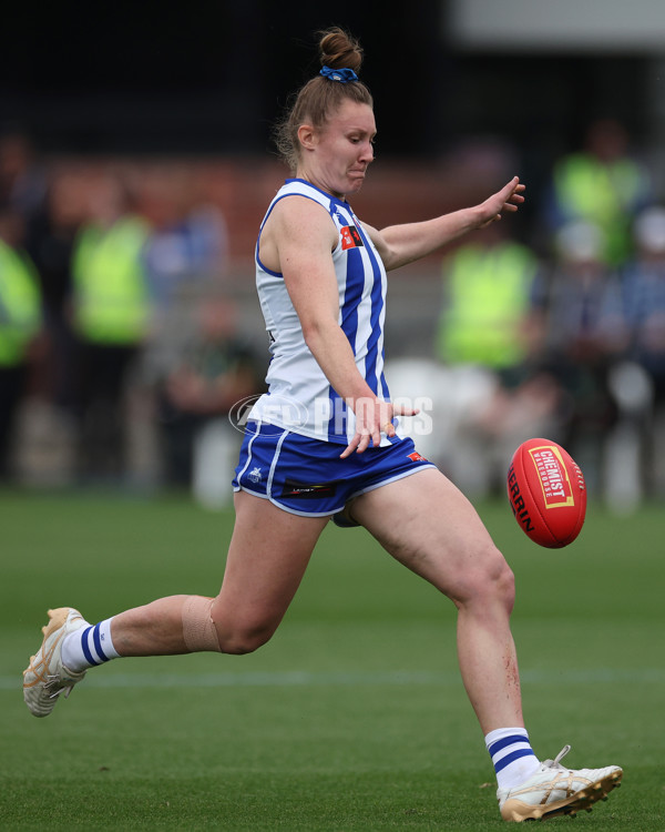 AFLW 2024 Round 06 - North Melbourne v Western Bulldogs - A-55092853