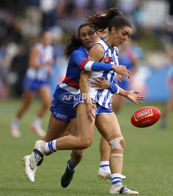 AFLW 2024 Round 06 - North Melbourne v Western Bulldogs - A-55095055