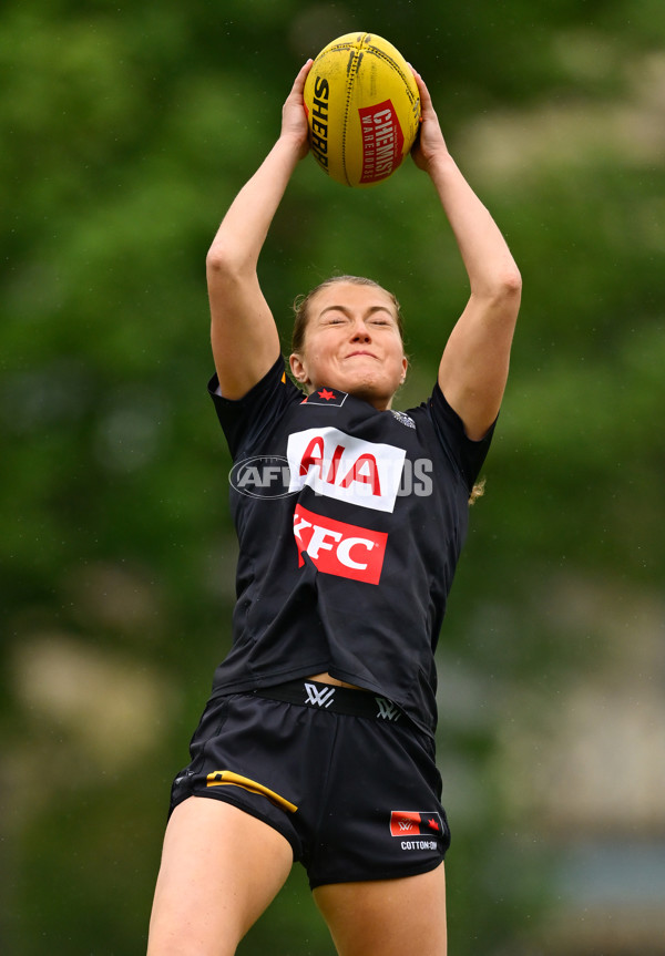AFLW 2024 Round 06 - Richmond v Collingwood - A-55095057