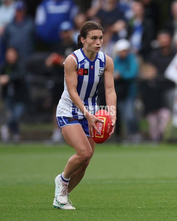 AFLW 2024 Round 06 - North Melbourne v Western Bulldogs - A-55095072