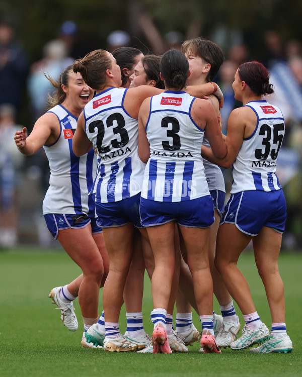 AFLW 2024 Round 06 - North Melbourne v Western Bulldogs - A-55095081