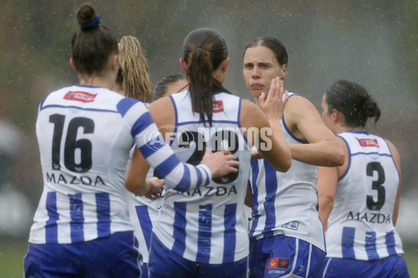 AFLW 2024 Round 06 - North Melbourne v Western Bulldogs - A-55096118