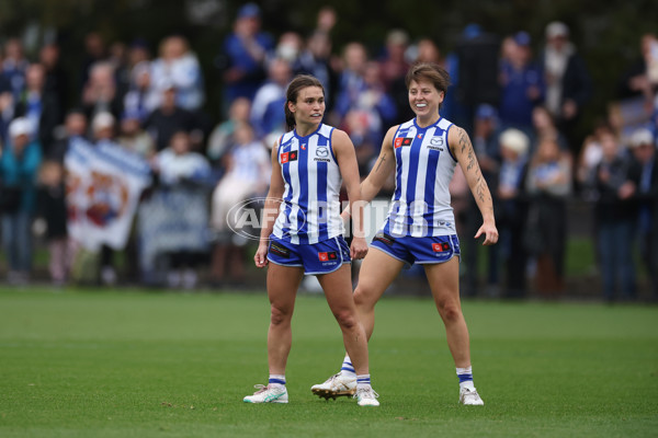 AFLW 2024 Round 06 - North Melbourne v Western Bulldogs - A-55096148