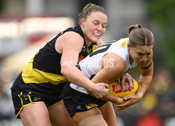 AFLW 2024 Round 06 - Richmond v Collingwood - A-55096193