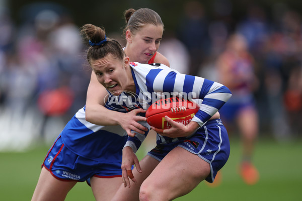 AFLW 2024 Round 06 - North Melbourne v Western Bulldogs - A-55096203