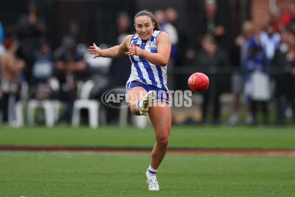 AFLW 2024 Round 06 - North Melbourne v Western Bulldogs - A-55096204