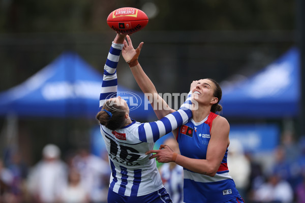 AFLW 2024 Round 06 - North Melbourne v Western Bulldogs - A-55098365